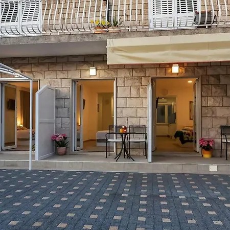 Apartman-studio Meri *