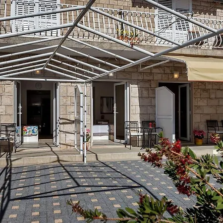 Apartman-studio Meri * Makarska