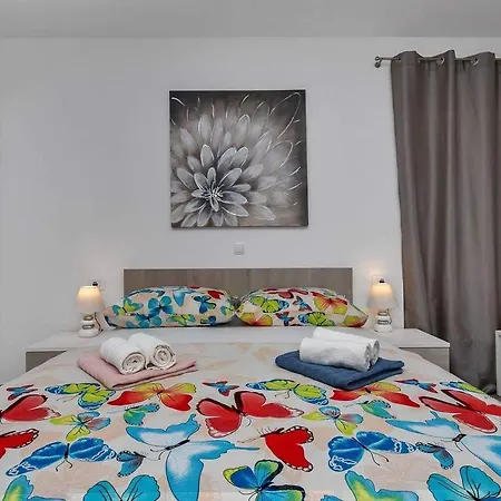 Apartman-studio Meri *