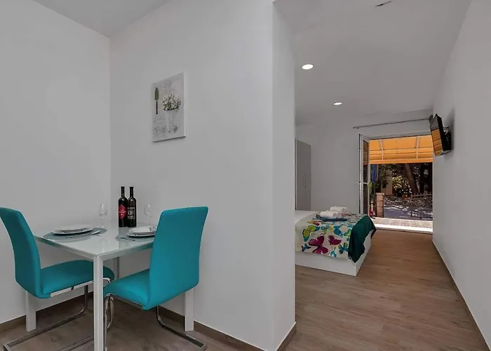 Apartman-studio Meri Lägenhet