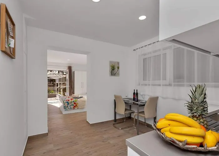 Apartman-studio Meri Makarska